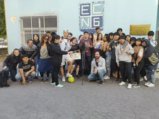 Detrás de escena de «"+" de una»